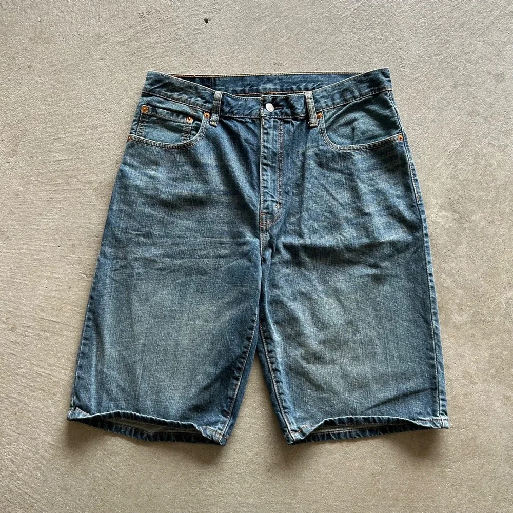 Levis 569 Jean Shorts Size 34 Blue Medium Wash Loose Straight Fit Denim Jorts